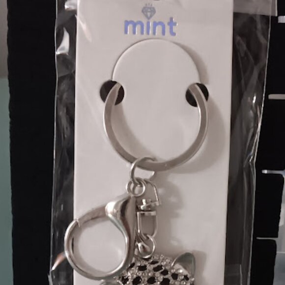 MINT Cheetah Silver Black Enamel Red & Clear Crystals Purse Charm Key Chain**NEW - Picture 7 of 8